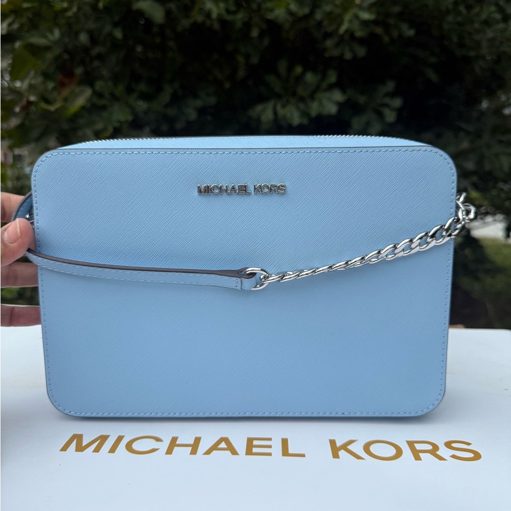 Michael Kors Jet Set Travel Large Crossbody Sky Blue Crossbody Bag